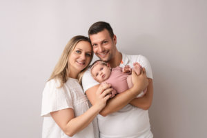 Familienbilder-bei-Neugeborenenshooting